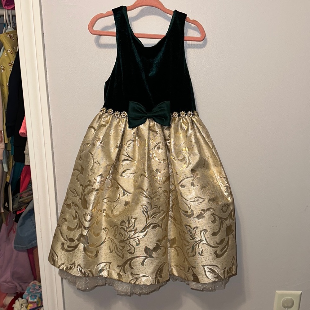 American Princess Velvet Green and Gold Christmas Dress size 6 ✨